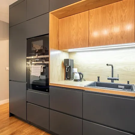 Geranimus Logis Versaillais *