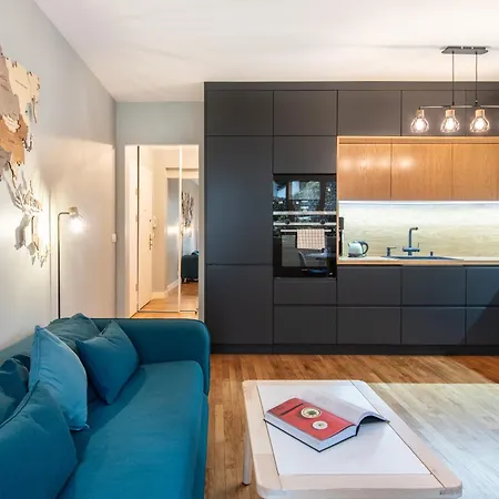 아파트 Geranimus Logis Versaillais